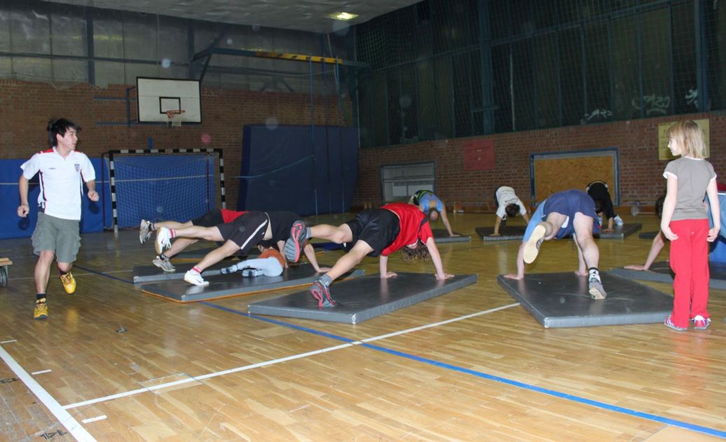 Gemeinsames Training in der Halle