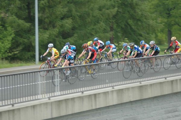 U15 auf der Spreebrücke