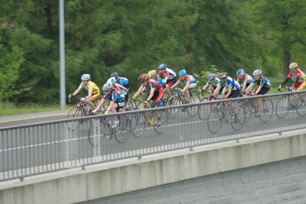 U15 auf der Spreebrücke