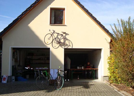 Nummernausgabe und Ergebnisdienst in Nagels Garage